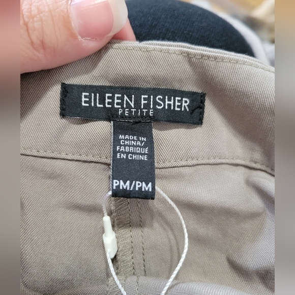 NWT Eileen Fisher Tencel Pleated Slouchy Ankle Pants in Stone size PM - Picture 10 of 11